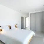 Limoeiro - Beautiful New Nestled In The Heart Of Gale Willa