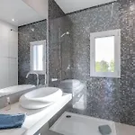 Limoeiro - Beautiful New Nestled In The Heart Of Gale Willa