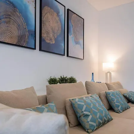 Limoeiro - Beautiful New Nestled In The Heart Of Gale * Guia (Faro)