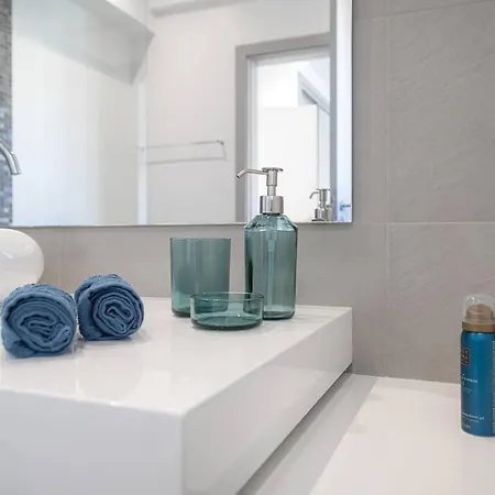 Limoeiro - Beautiful New Nestled In The Heart Of Gale