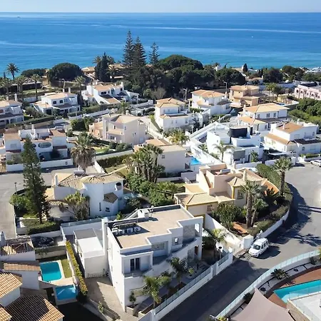 Villa Limoeiro - Beautiful New Nestled In The Heart Of Gale