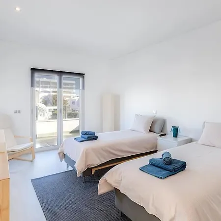 Βίλα Limoeiro - Beautiful New Nestled In The Heart Of Gale Guia (Faro)
