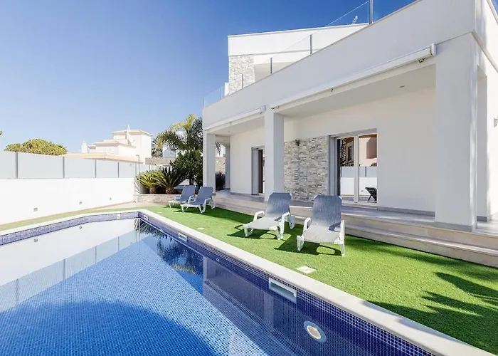 Вилла Limoeiro - Beautiful New Nestled In The Heart Of Gale *