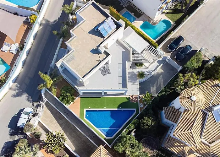 Limoeiro - Beautiful New Nestled In The Heart Of Gale Вилла