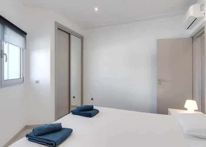 Limoeiro - Beautiful New Nestled In The Heart Of Gale *