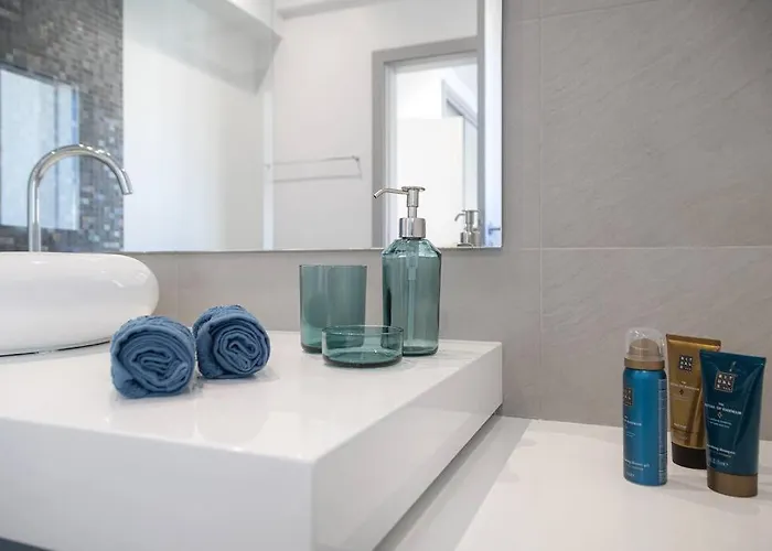 Limoeiro - Beautiful New Nestled In The Heart Of Gale