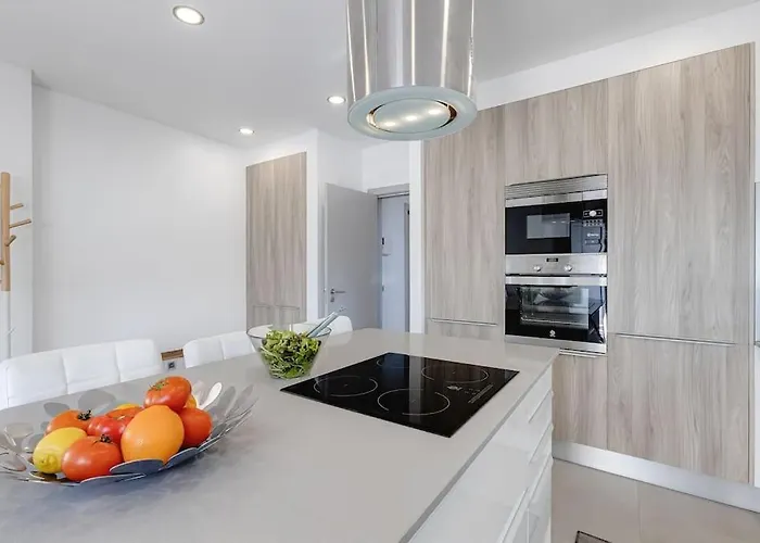 Limoeiro - Beautiful New Nestled In The Heart Of Gale * Гия